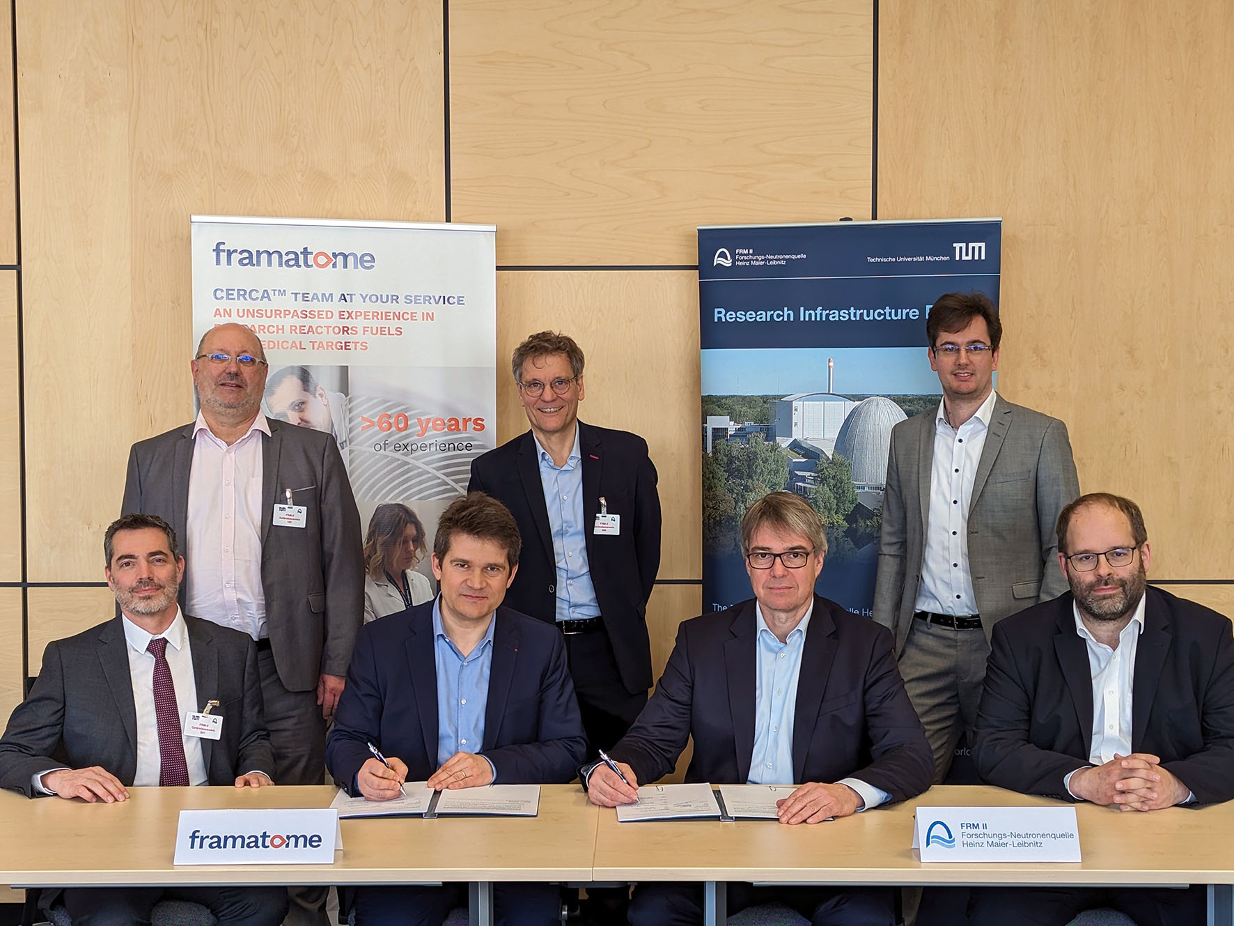 Startschuss für Industrialisierung des niedrig angereicherten Brennstoffs