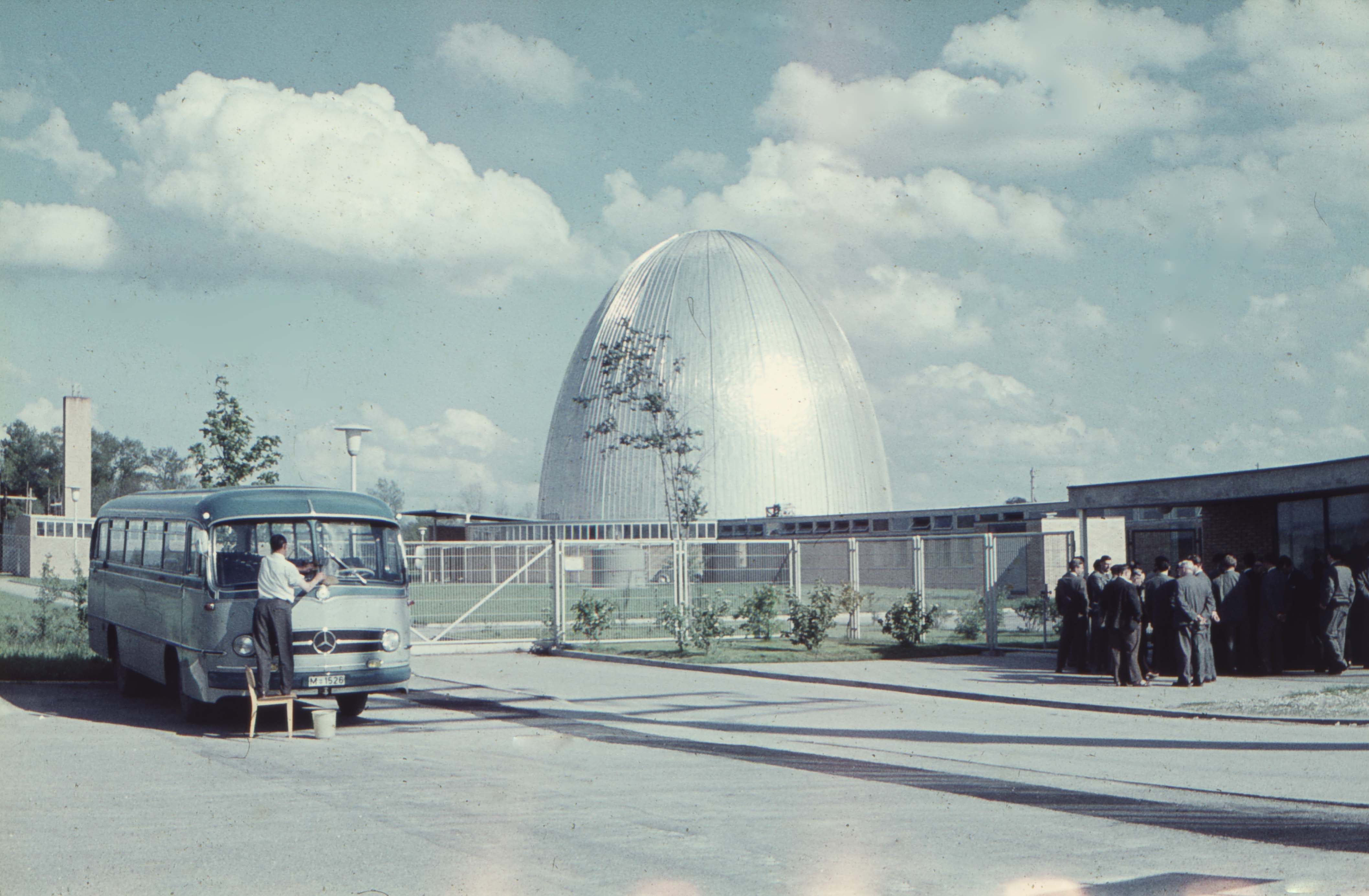 Das Ei wird 60: Foto- und Sonderausstellung zum Tag der offenen Tür