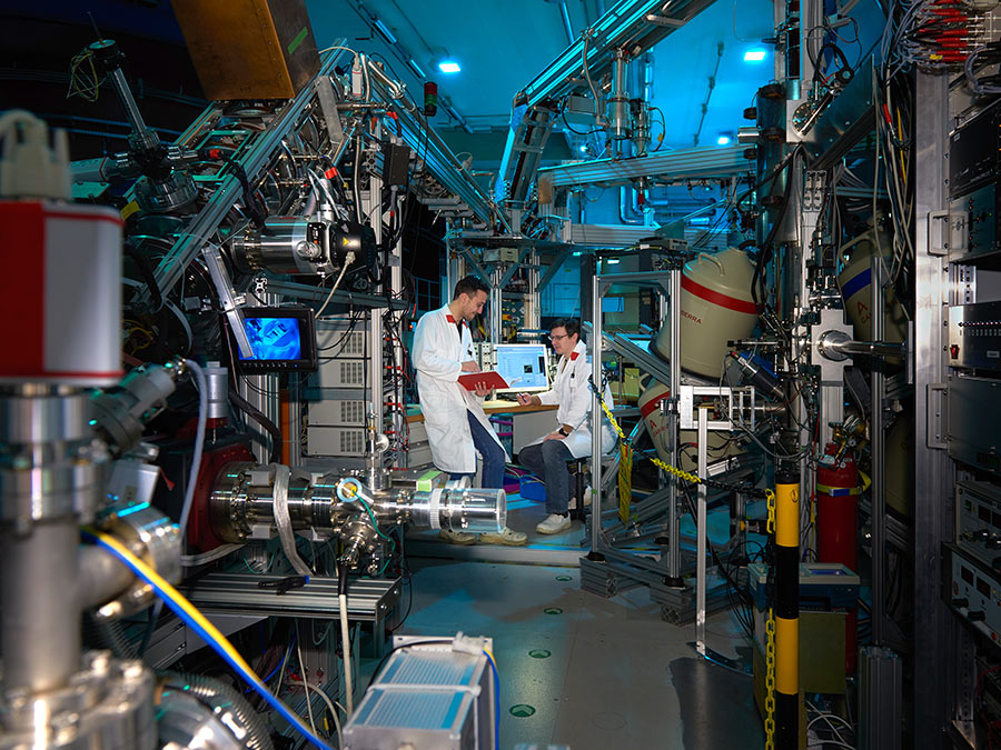Positronen als neues Werkzeug für die Forschung an Lithiumionen-Batterien