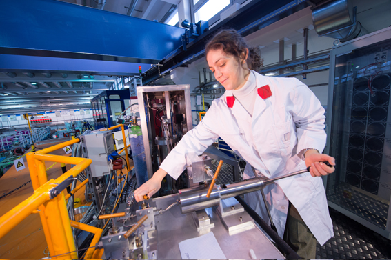 Symmetry tuning in molecular nanomagnets:  Neutrons reveal the difference