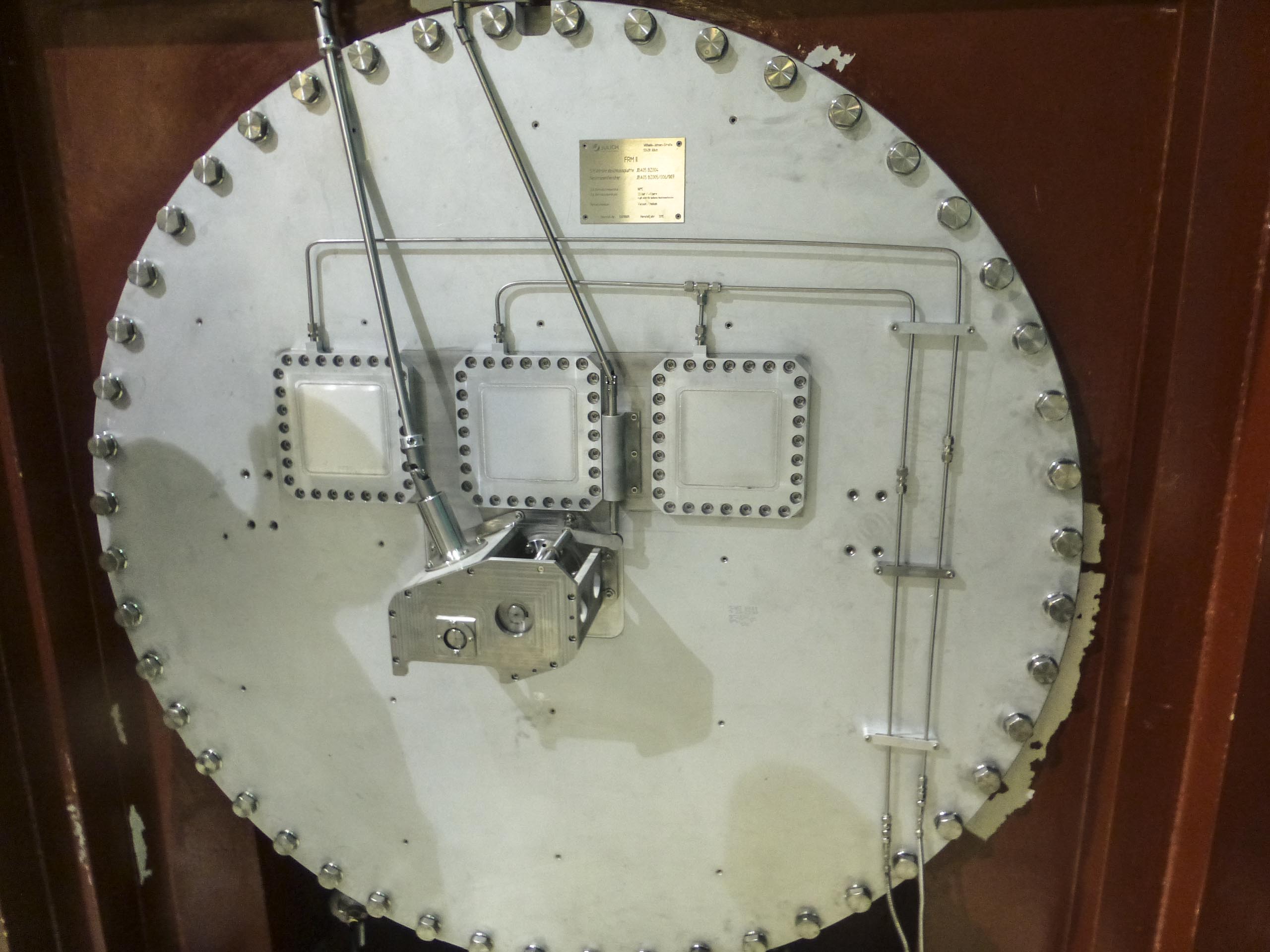 Neue Rohre, Platten und Stopfen 