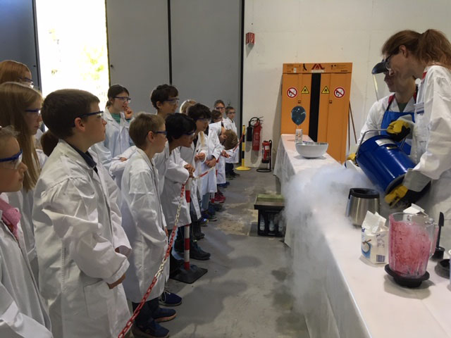 More than 500 visitors at the open day in Garching